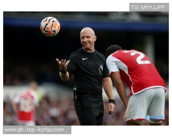 英超第9轮裁判安排揭晓泰勒执法曼联对布莱顿胡珀掌控利物浦比赛